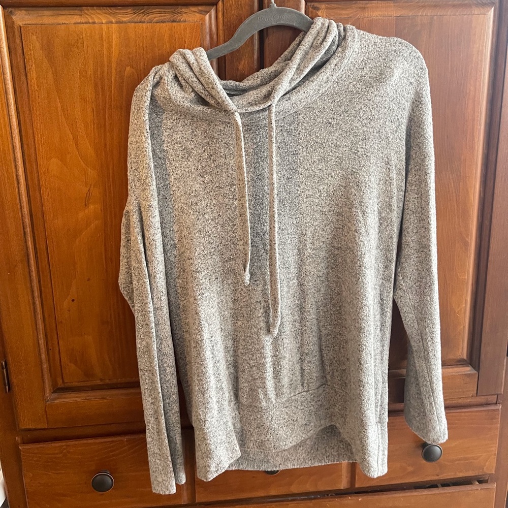 Soft Grey HoodedTop